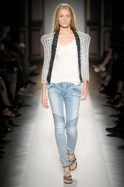Look 34